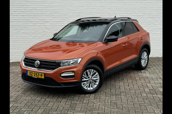 Volkswagen T-Roc 1.0 TSI Adaptive cruise Lane assist Stoelverwarming Media player Clima