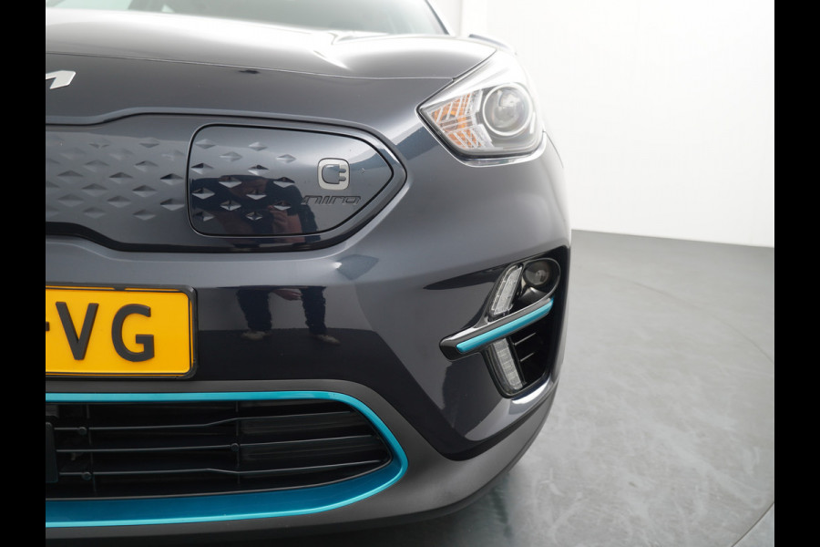 Kia e-Niro DynamicLine 64 kWh *€2000 Subsidie Beschikbaar* - Navigatie - Adaptief Cruise Control - Climate Control - Apple/Android Carplay Fabrieksgarantie Tot 2029