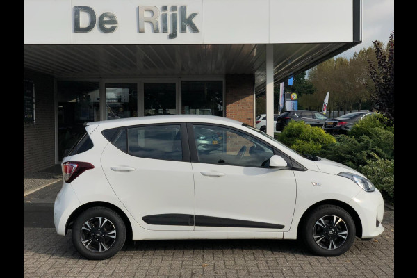 Hyundai i10 1.0i Comfort | Airco, Cruise, PDC, 13'' LMV, El. Ramen/Spiegels, Start-stop | Dealeronderhouden | 1e Eigenaar | NAP |