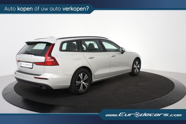 Volvo V60 2.0 D3 Momentum *Navigatie*Stoelverwarming*Park assist*