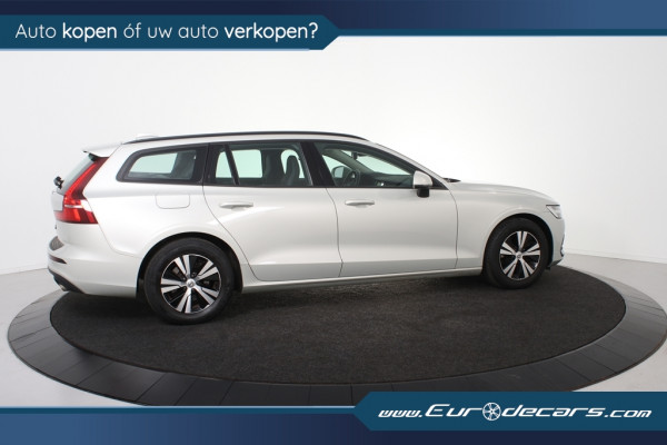 Volvo V60 2.0 D3 Momentum *Navigatie*Stoelverwarming*Park assist*