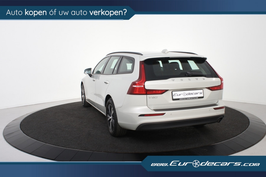 Volvo V60 2.0 D3 Momentum *Navigatie*Stoelverwarming*Park assist*