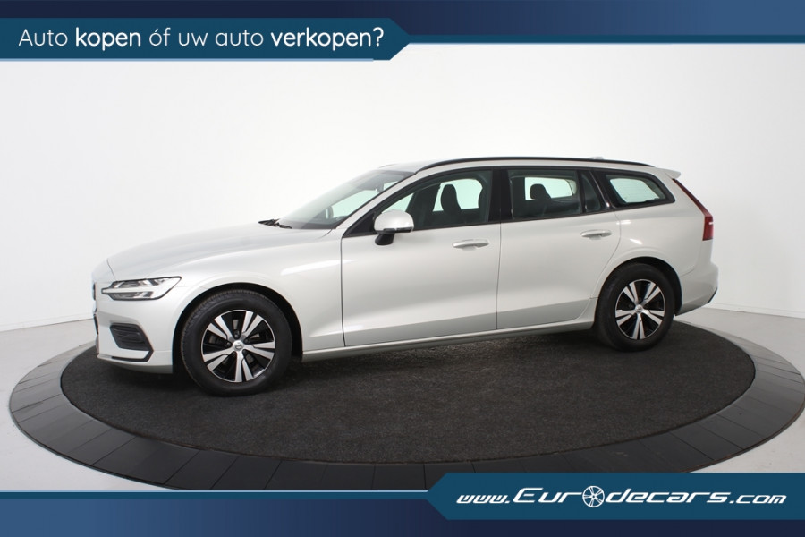 Volvo V60 2.0 D3 Momentum *Navigatie*Stoelverwarming*Park assist*