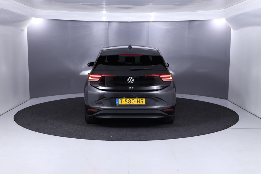 Volkswagen ID.3 Pro Edition 58 kWh 204 pk | Navigatie | Achteruitrijcamera | Parkeersensoren (Park assist) | Adaptieve cruise control | Stoelverwarming |