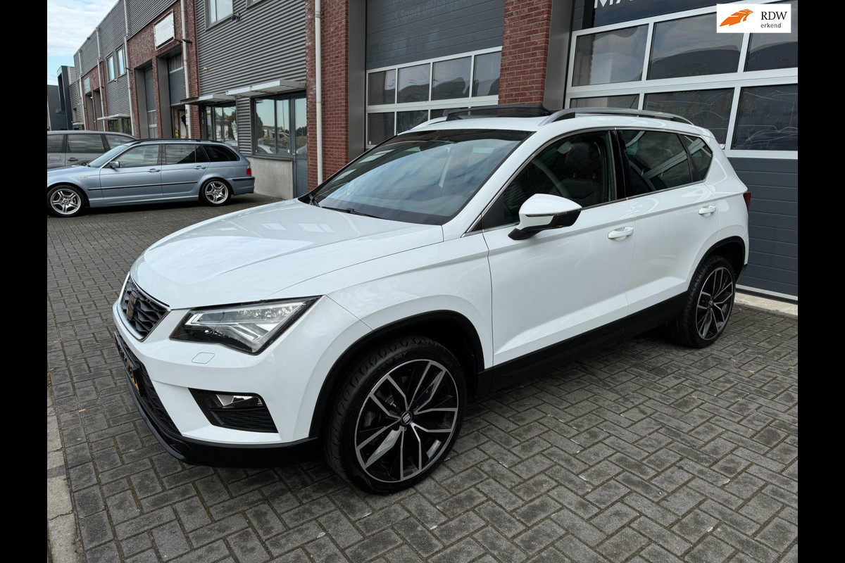 Seat Ateca 1.4 EcoTSI Xcellence LED ACC Pano Leer 360 Camera