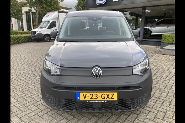 Volkswagen Caddy Cargo Maxi 1.5 TSI Comfort 115pk/85kW 6-bak | Meerprijs velgen +€675 | 2 stuks verkrijgbaar | Digital Cockpit | Carplay | Cruise | Lane Assist | Ruiten achter | Laadruimtebescherming | etc. etc. BENZINE!