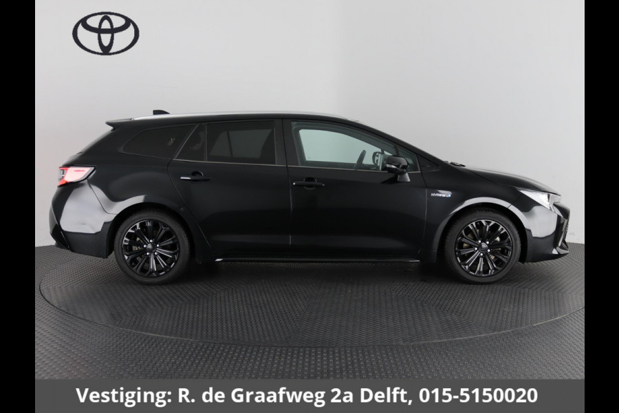 Toyota Corolla Touring Sports 2.0 Hybrid Black Edition | Apple Carplay & AndroidAUTO | Stoelverwarming | Parkeersensoren |