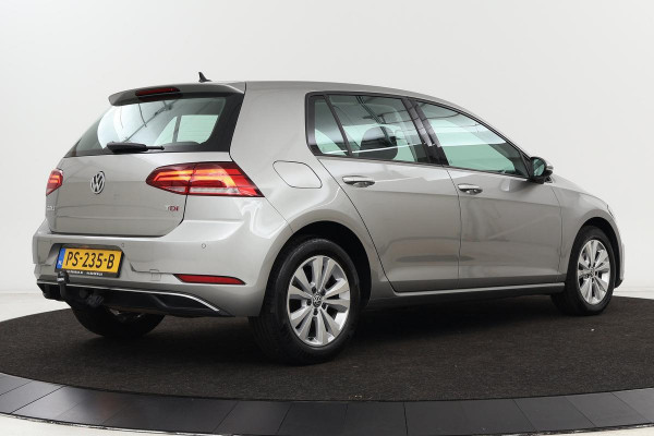 Volkswagen Golf 1.6 TDI Comfortline | DSG | 1e eigenaar | Trekhaak | Carplay | Adaptive cruise | Navigatie | DAB | Climate control | PDC