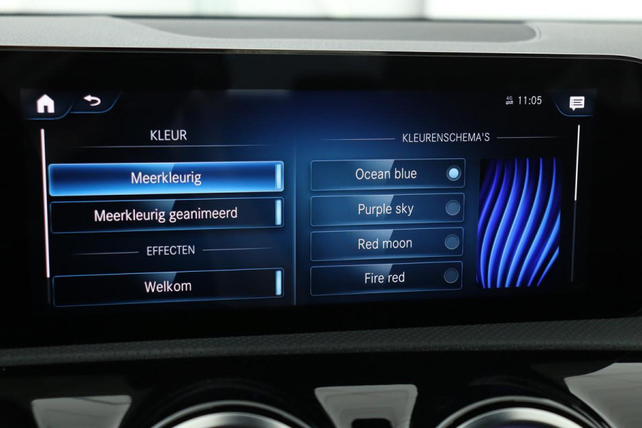 Mercedes-Benz A-Klasse 250e AMG | Stoelverwarming | Carplay | Trekhaak | Sfeerverlichting | Widescreen | Half leder | Navigatie | Park Assist