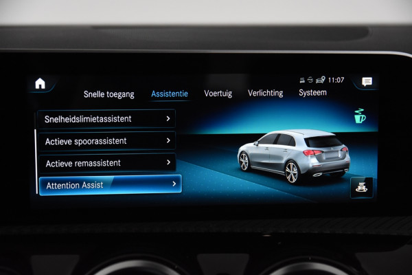 Mercedes-Benz A-Klasse 180 *Navigatie*Leer*Carplay*Camera*