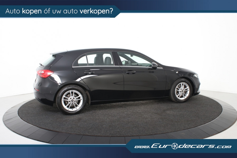 Mercedes-Benz A-Klasse 180 *Navigatie*Leer*Carplay*Camera*