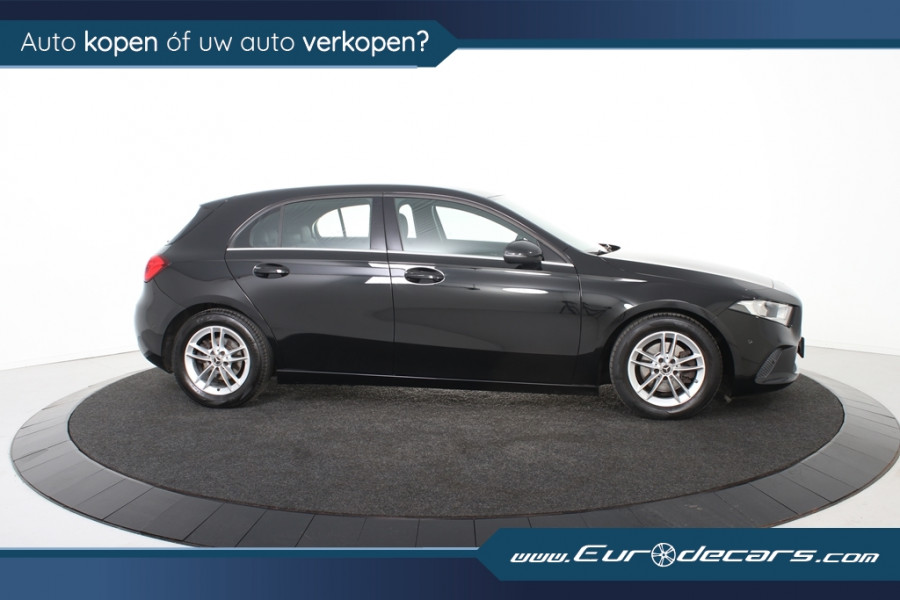 Mercedes-Benz A-Klasse 180 *Navigatie*Leer*Carplay*Camera*