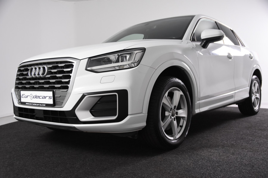 Audi Q2 Sport *Navigatie*Stoelverwarming*Trekhaak*PDC*