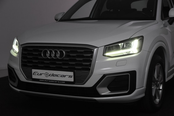 Audi Q2 Sport *Navigatie*Stoelverwarming*Trekhaak*PDC*