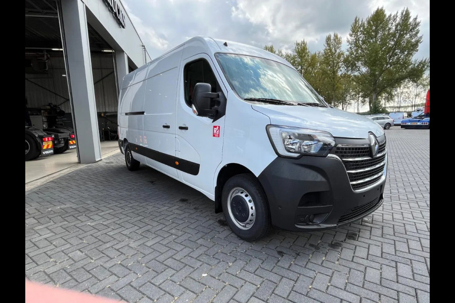 Renault Master RED 135 DCI UIT VOORRAAD