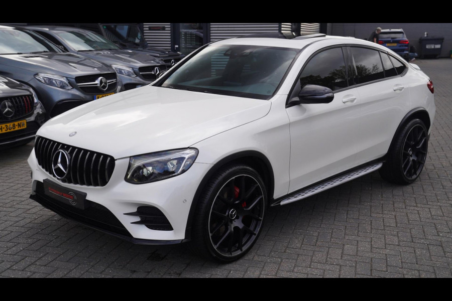 Mercedes-Benz GLC Coupé 250 4MATIC Edition 1 | Schuifdak | Burmester | Stoelverwarming | Achteruitrijcamera | Luxe leder |