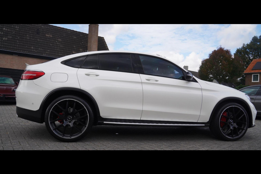 Mercedes-Benz GLC Coupé 250 4MATIC Edition 1 | Schuifdak | Burmester | Stoelverwarming | Achteruitrijcamera | Luxe leder |