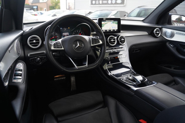 Mercedes-Benz GLC Coupé 250 4MATIC Edition 1 | Schuifdak | Burmester | Stoelverwarming | Achteruitrijcamera | Luxe leder |