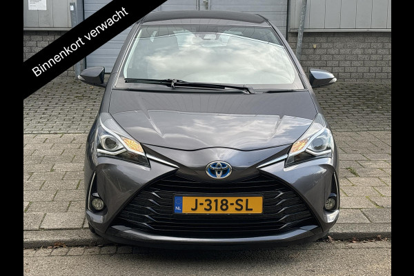 Toyota Yaris 1.5 HYBRID GRAYLINE AUTOMAAT 44.000 KM! CAMERA.CLIMATE CONTROLL. GARANTIE TOT 2028*