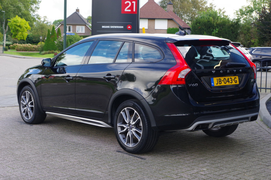 Volvo V60 Cross Country 2.0 T5 245 PK Automaat Summum, Lederen Sportstoelen, Adap. Cruise Control, Harman / Kardon