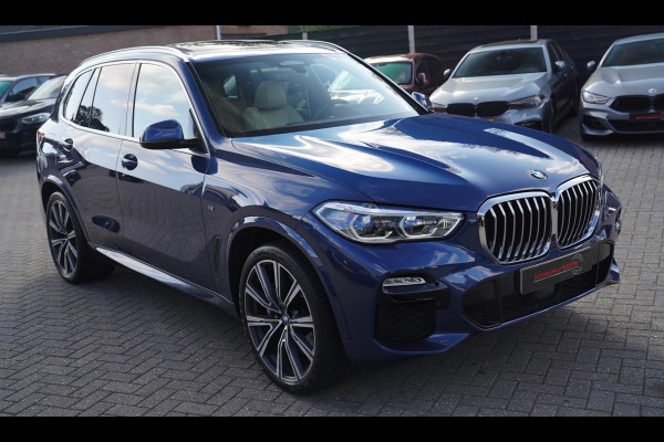 BMW X5 XDrive40i High Executive | M-pakket | HuD | Adaptieve Cruise | Panorama | Elek. trekhaak | Assisted Driving | Lane Assist |