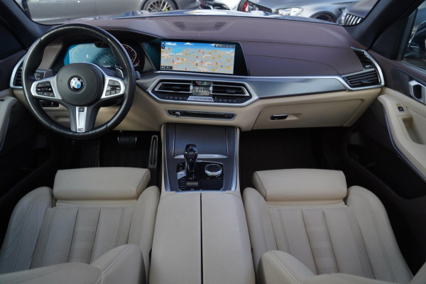 BMW X5 XDrive40i High Executive | M-pakket | HuD | Adaptieve Cruise | Panorama | Elek. trekhaak | Assisted Driving | Lane Assist |