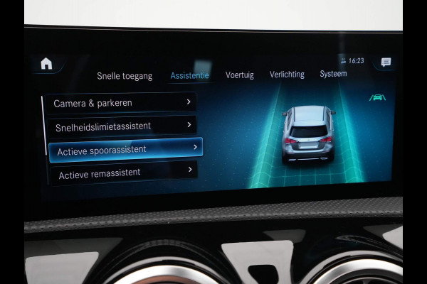 Mercedes-Benz A-Klasse 180 Business Solution AMG Panorama Camera Stoelverwarming Navigatie 114