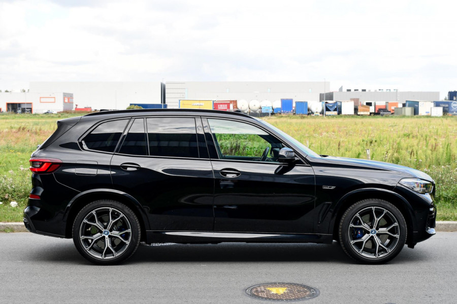 BMW X5 XDrive45e High Executive M-Sport. Luchtvering, Pano, 360, Trekhaak, Leder, Sfeer, 21'' CarPlay!