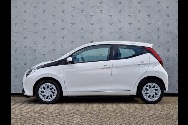 Toyota Aygo 1.0 VVT-i x-play | Camera | Airco | LED | Android Auto / Apple Carplay | DAB |