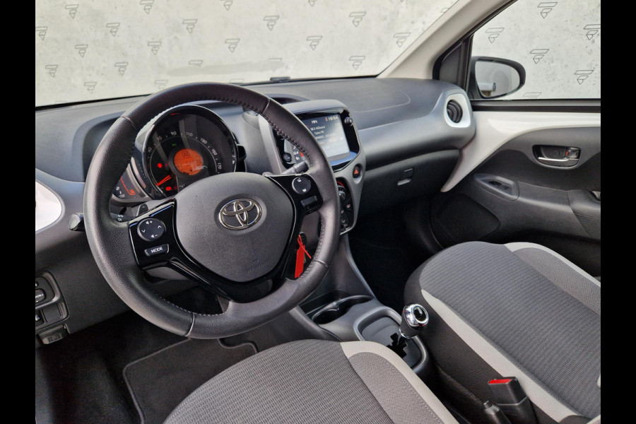 Toyota Aygo 1.0 VVT-i x-play | Camera | Airco | LED | Android Auto / Apple Carplay | DAB |