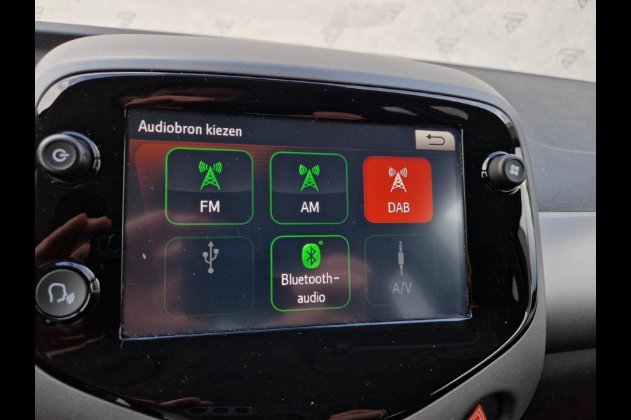 Toyota Aygo 1.0 VVT-i x-play | Camera | Airco | LED | Android Auto / Apple Carplay | DAB |