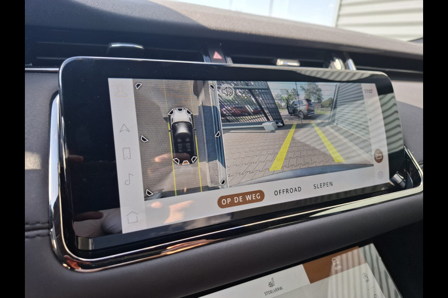 Land Rover Range Rover Evoque P300e AWD R-Dynamic SE Plug in Hybrid PHEV | Lederen Sportstoelen Memory | Trekhaak af Fabriek | Apple Carplay | 360 Camera | L.M. 20" | Navigatie | Camera |