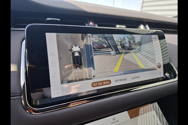 Land Rover Range Rover Evoque P300e AWD R-Dynamic SE Plug in Hybrid PHEV | Lederen Sportstoelen Memory | Trekhaak af Fabriek | Apple Carplay | 360 Camera | L.M. 20" | Navigatie | Camera |