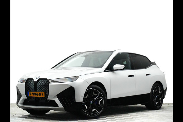 BMW iX xDrive40 M-Sport Gold Edition 330pk (panodak,laser,stoelmassage,22",stuur/stoelverwarming,head-up,360)