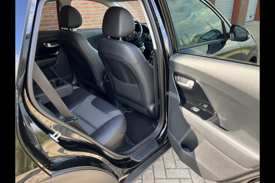 Kia Niro 1.6 GDi Hybrid Edition, Navigatie, Camera, Apple CarPlay, Glazen Schuifdak, 1e eig, Dealer onderhouden