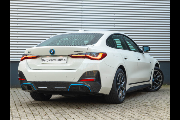 BMW i4 eDrive40 M-Sport - Driving Ass - Head-Up - Stuurwiel verwarmd - Camera