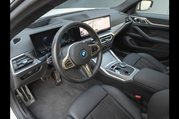 BMW i4 eDrive40 M-Sport - Driving Ass - Head-Up - Stuurwiel verwarmd - Camera