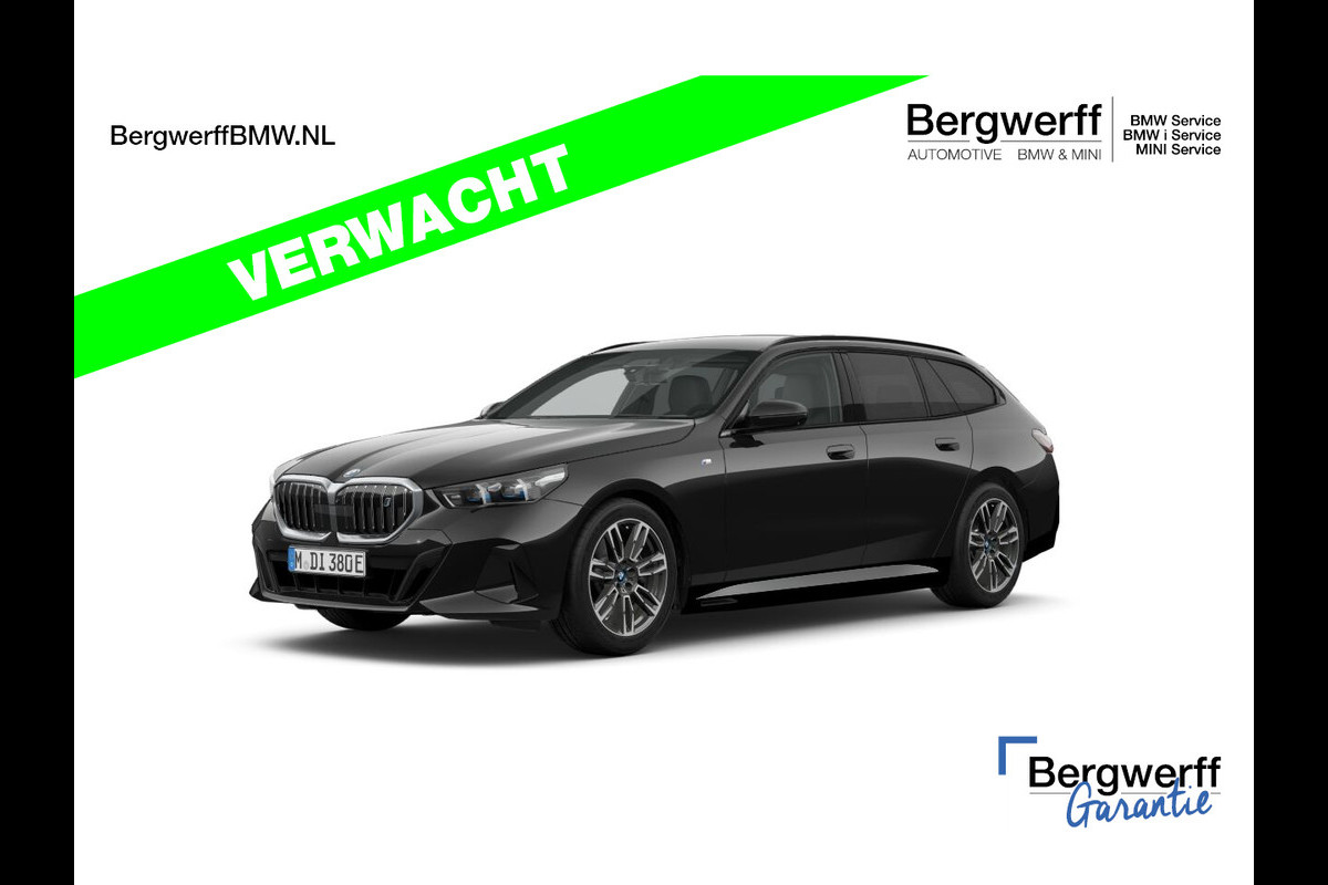 BMW i5 Touring eDrive40 M-Sport - Trekhaak - Driving Ass Prof - Harman-Kardon - Stoelventilatie