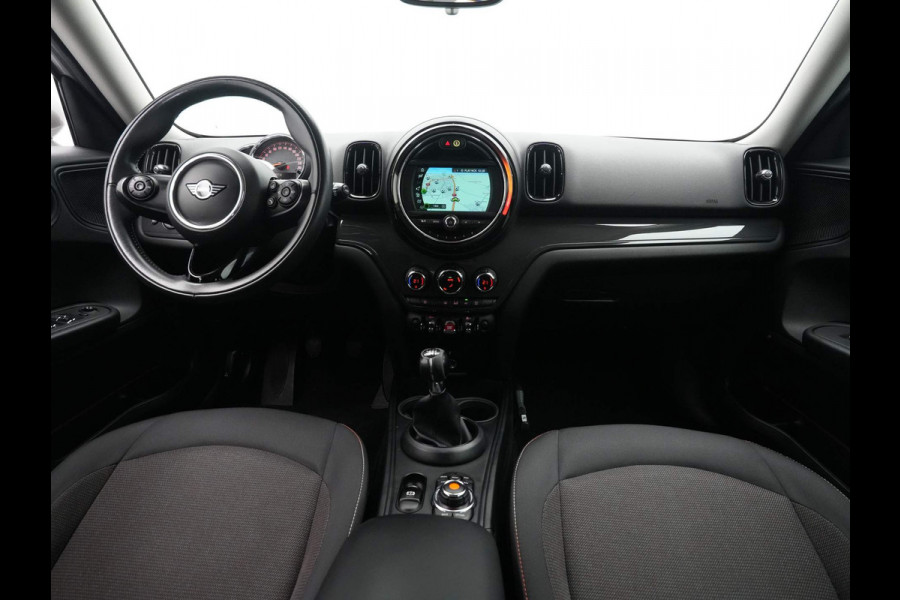 MINI Countryman 1.5 One Business Edition Navigatie Clima Pdc Cruise app 177