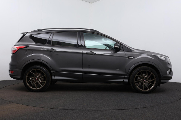 Ford Kuga 1.5 EcoBoost ST Line(Goed onderH, Trekhaak, Navi, Camera, Stoel/Stuur verwarming, PDC V+A, Etc)