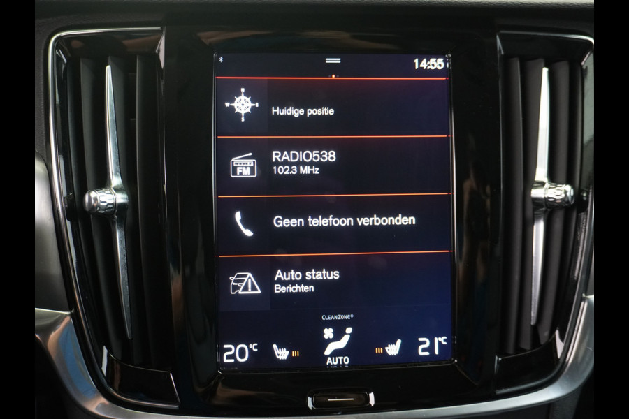 Volvo V90 2.0D Leder + Elek. + Verw. Navi Ecc PDC Bluetooth Trekhaak Road Sign Rec. Lane Assist Speed Sign Ass. Cruise Control Cornering L Zeer Compleet! 1800kg trekvermogen