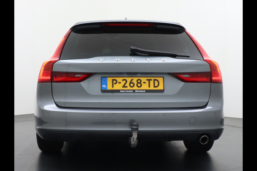 Volvo V90 2.0D Leder + Elek. + Verw. Navi Ecc PDC Bluetooth Trekhaak Road Sign Rec. Lane Assist Speed Sign Ass. Cruise Control Cornering L Zeer Compleet! 1800kg trekvermogen