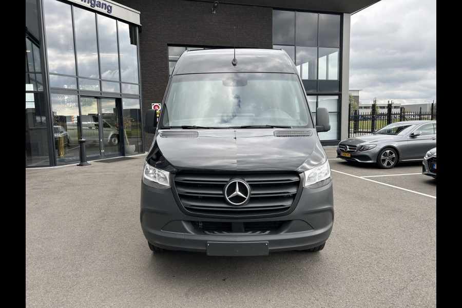 Mercedes-Benz Sprinter 317 CDI L3 H2 3500KG Trekhaak / Automaat / MBUX / Camera / Carplay navigatie / Cruise control / Airco / 270 Graden achterdeuren