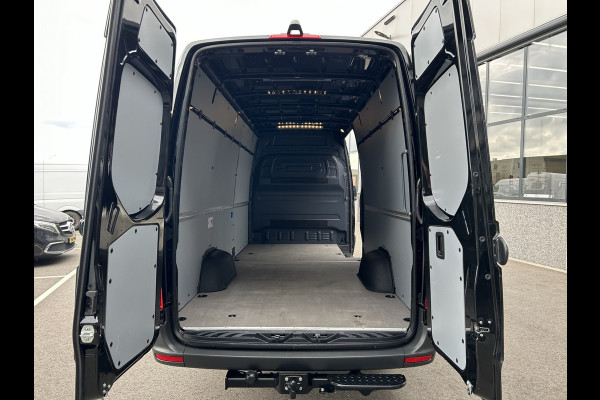 Mercedes-Benz Sprinter 317 CDI L3 H2 3500KG Trekhaak / Automaat / MBUX / Camera / Carplay navigatie / Cruise control / Airco / 270 Graden achterdeuren