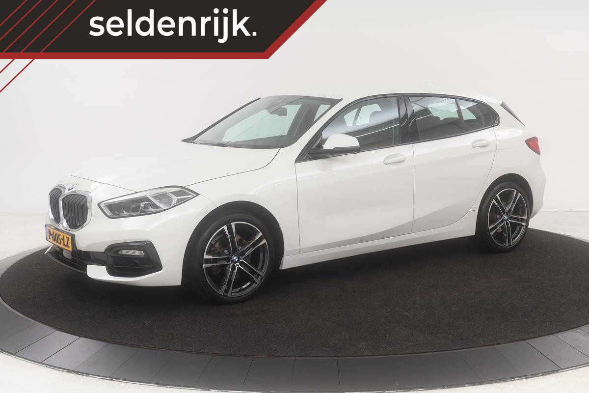 BMW 1-serie 118i Sport Line | Stoelverwarming | Carplay | Full LED | PDC | Navigatie | DAB+ | Sportstoelen |  Climate control | Cruise control