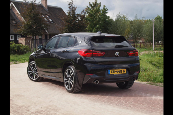 BMW X2 sDrive20i High Executive Edition | M-Pakket | Ledere Bekleding | NL-Auto | Harman Kardon |