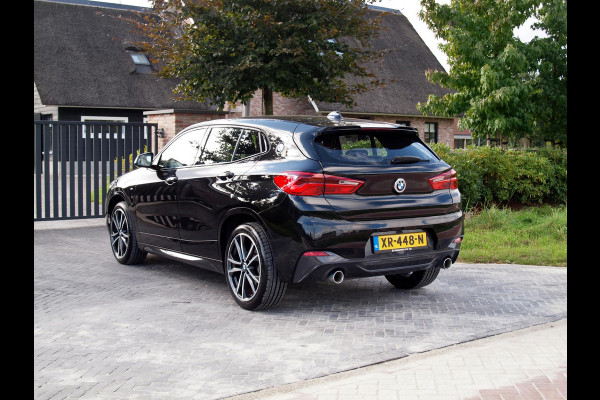 BMW X2 sDrive20i High Executive Edition | M-Pakket | Ledere Bekleding | NL-Auto | Harman Kardon |