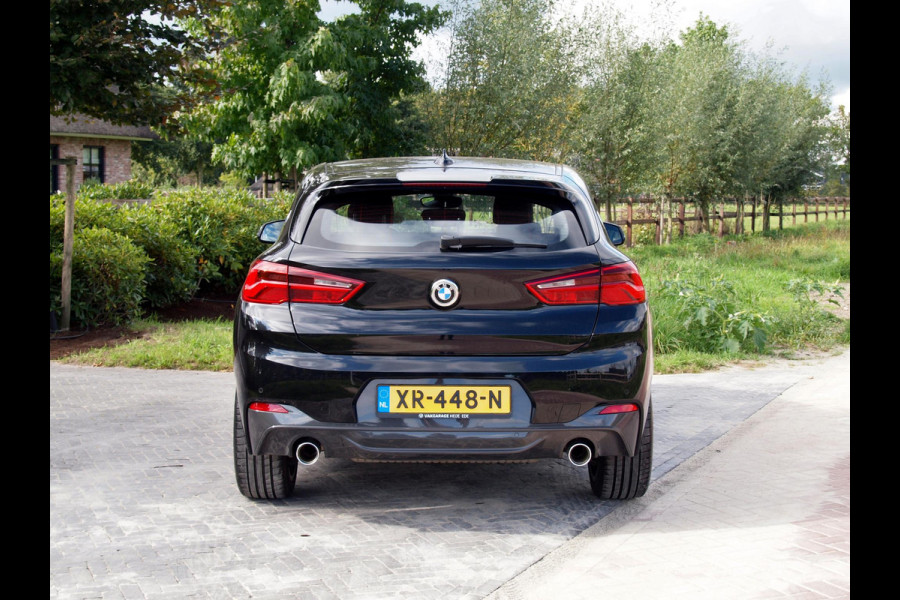 BMW X2 sDrive20i High Executive Edition | M-Pakket | Ledere Bekleding | NL-Auto | Harman Kardon |