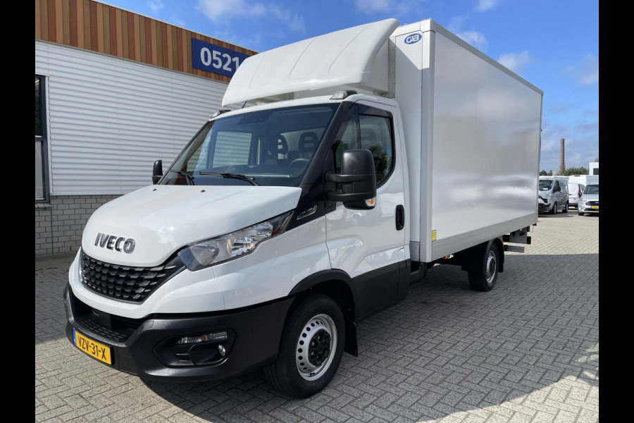 Iveco Daily 35S14 Himatic 2.3 automaat / bakwagen met Zepro laadklep / vaste prijs rijklaar € 30.950 ex btw / lease vanaf € 554 / cruise en climate control / zijdeur / geveerde stoel / stoelverwarming !