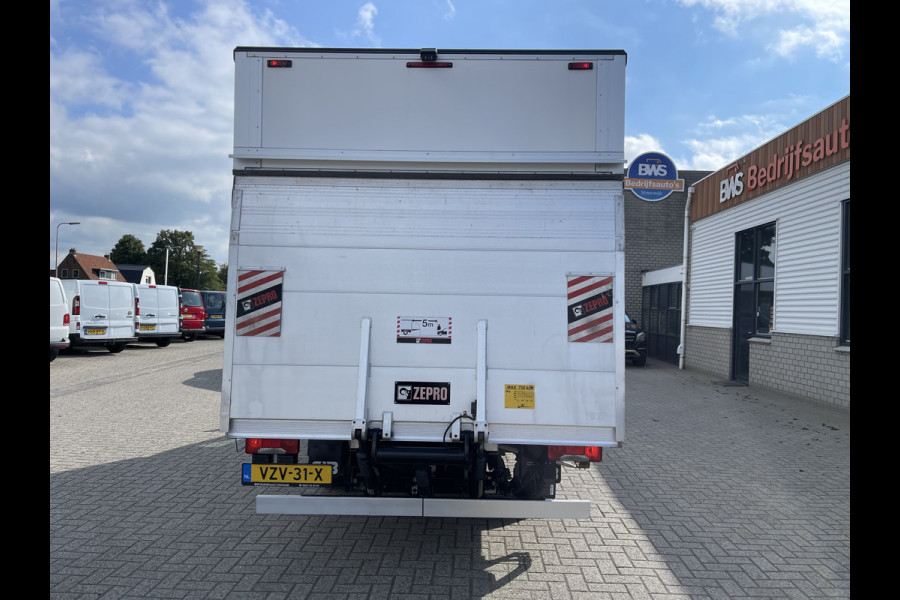 Iveco Daily 35S14 Himatic 2.3 automaat / bakwagen met Zepro laadklep / vaste prijs rijklaar € 30.950 ex btw / lease vanaf € 554 / cruise en climate control / zijdeur / geveerde stoel / stoelverwarming !